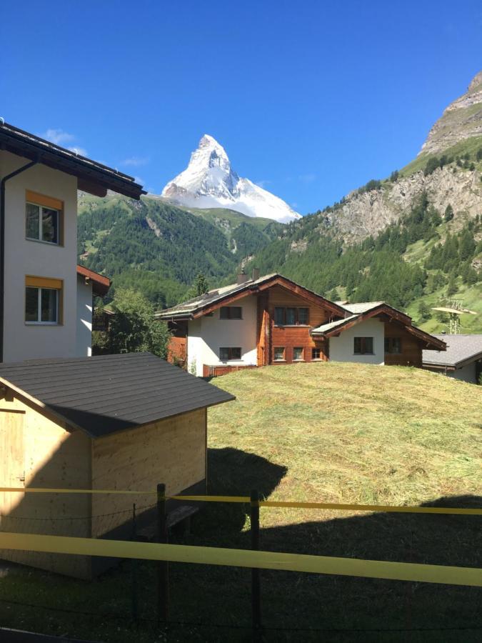 Haus Leopold Apartment Zermatt Exterior photo