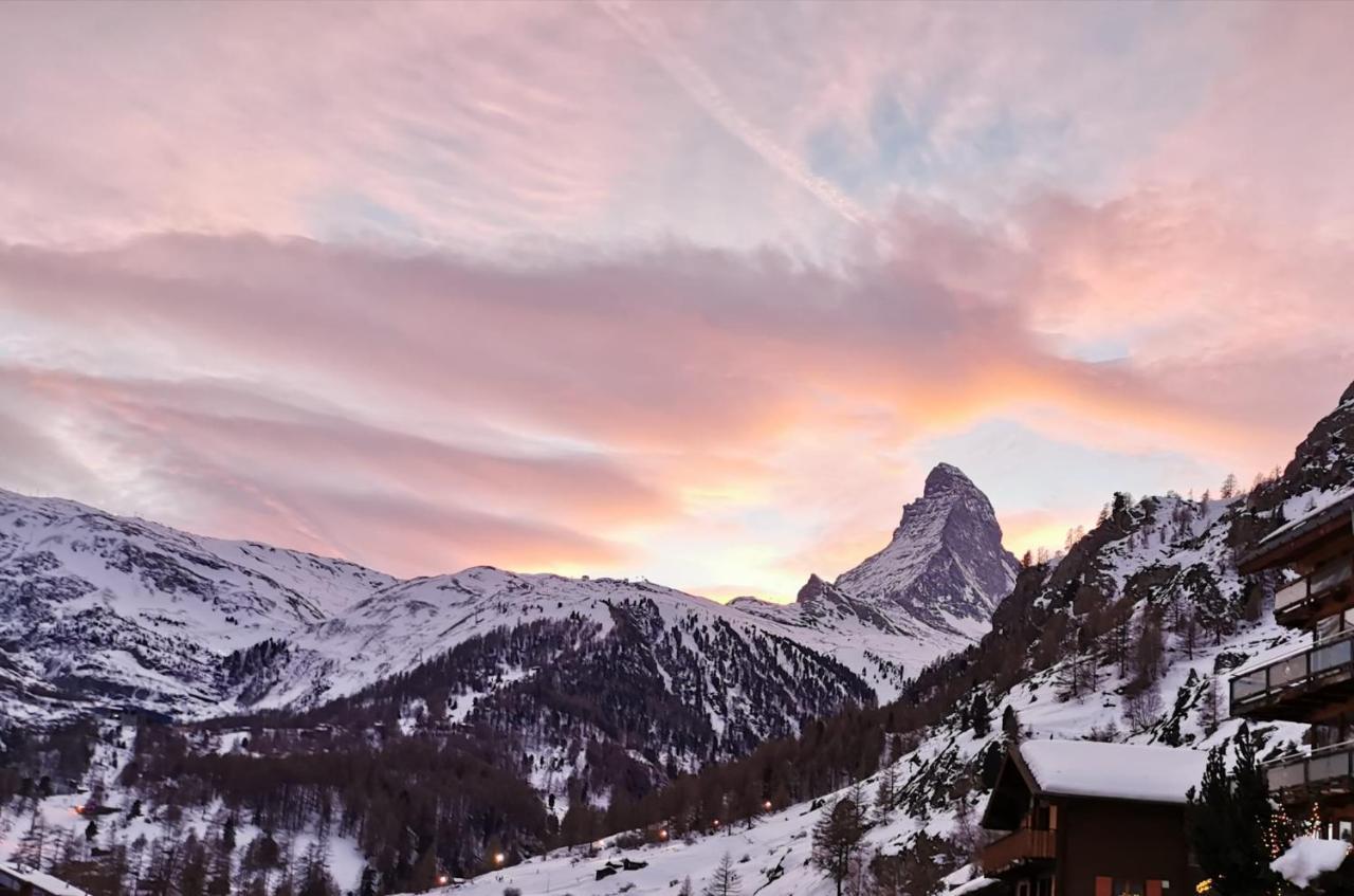 Haus Leopold Apartment Zermatt Exterior photo