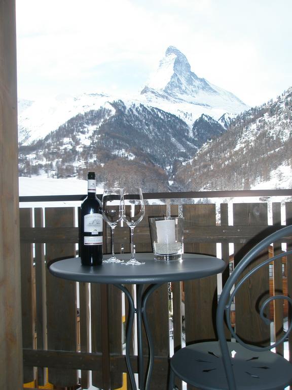 Haus Leopold Apartment Zermatt Exterior photo
